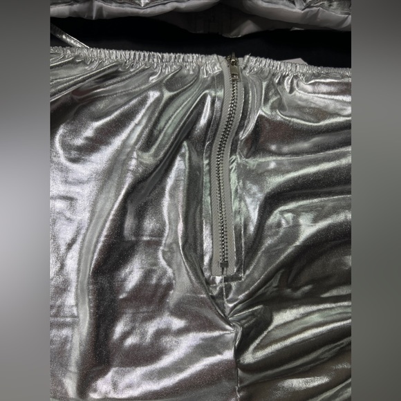 Half Heart Silver Metallic Shiny Vest Skirt Set Padded Qulited Puffer Womens S - Picture 3 of 15